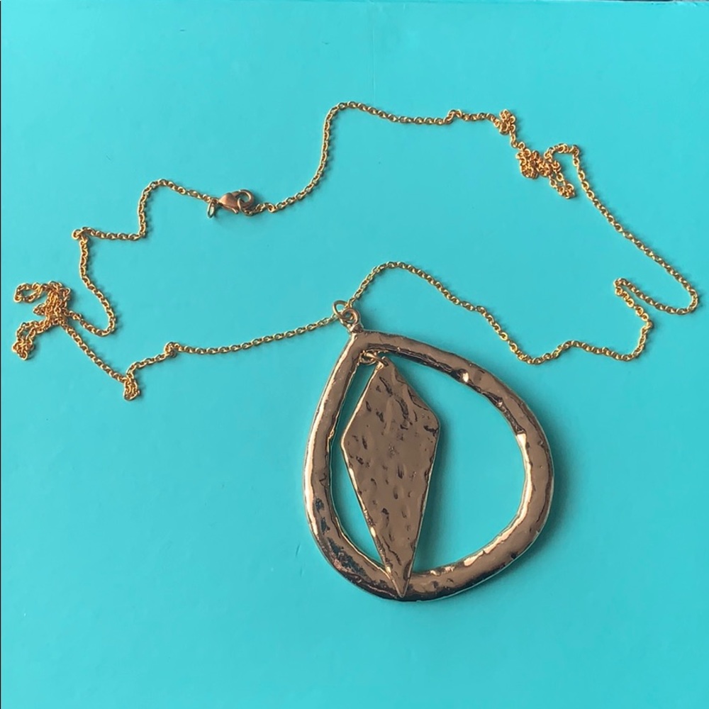 Belle Noel pendant with Chain
